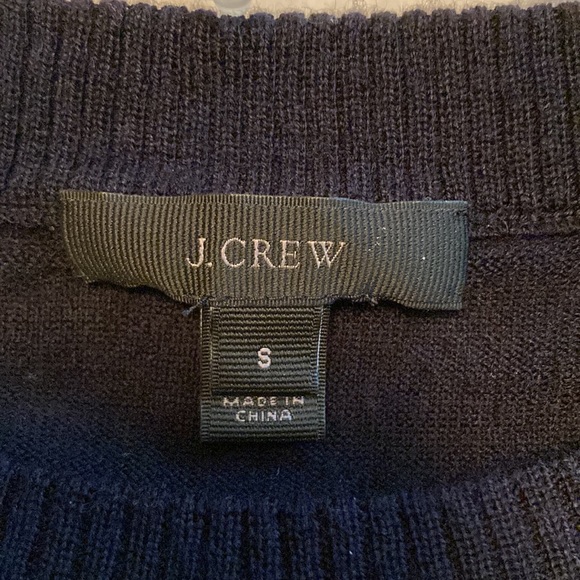 J Crew women’s sweater sz S navy blue with eyelit front navy blue merino wool - Picture 3 of 4